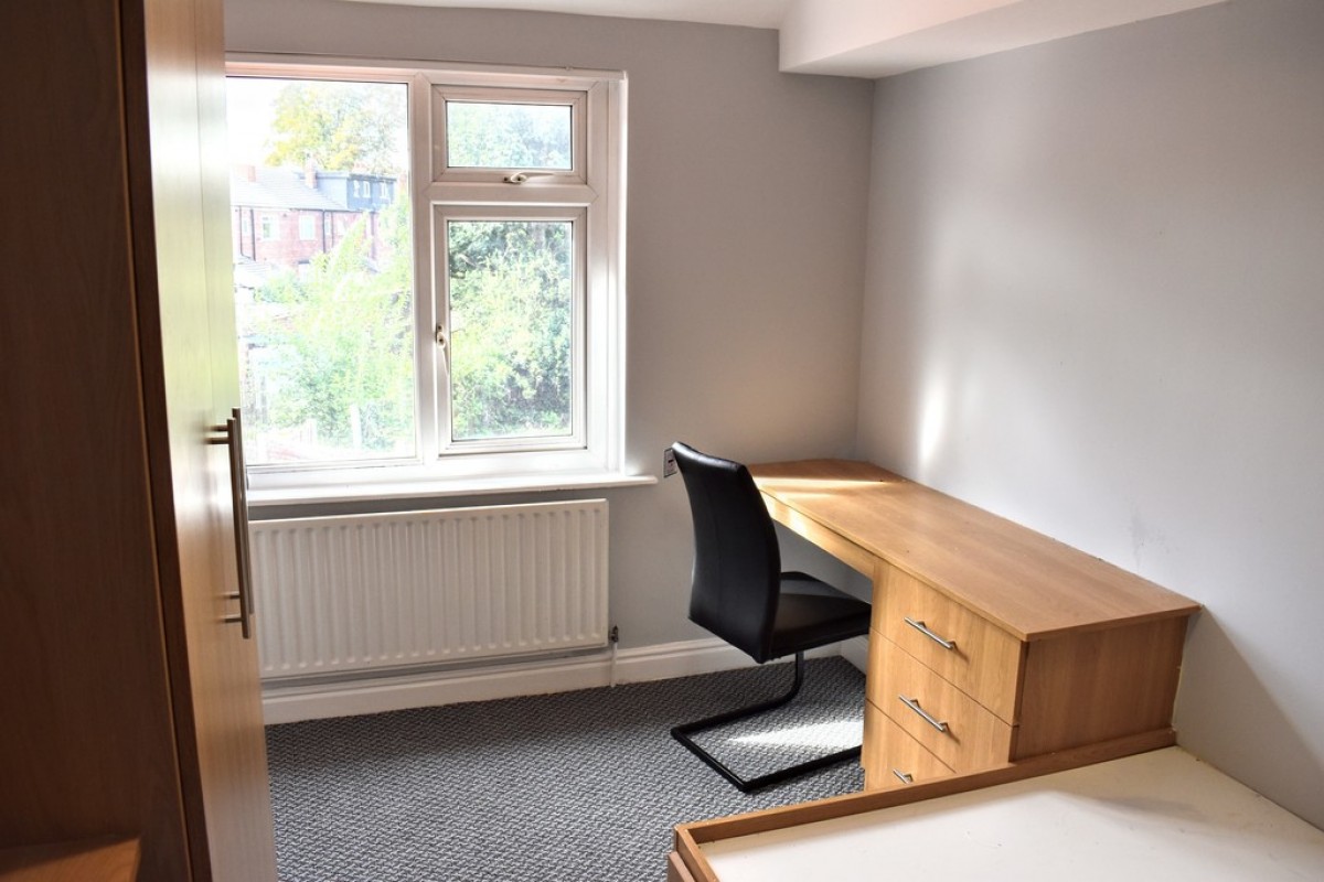 Images for Yew Tree Road, Fallowfield, Manchester EAID:b3a365785e0c608c1a78df24ce0289fd BID:1