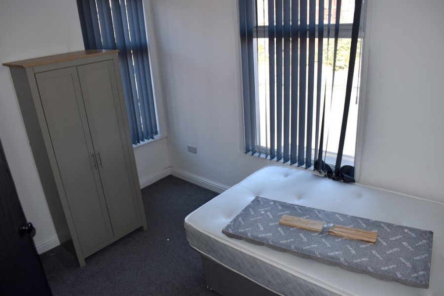 Images for Stamford Street, Stalybridge EAID:b3a365785e0c608c1a78df24ce0289fd BID:1