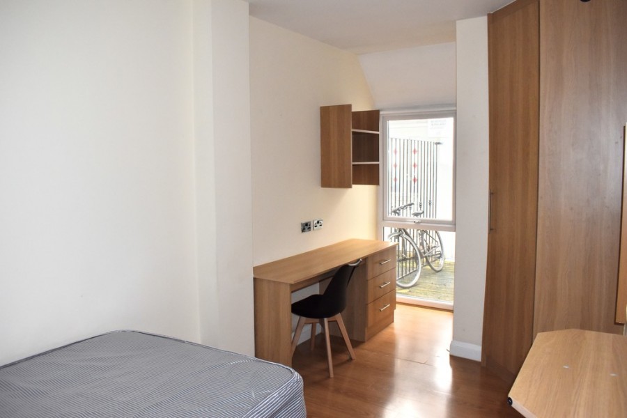 Images for Wellington Road, Fallowfield, Manchester EAID:b3a365785e0c608c1a78df24ce0289fd BID:1