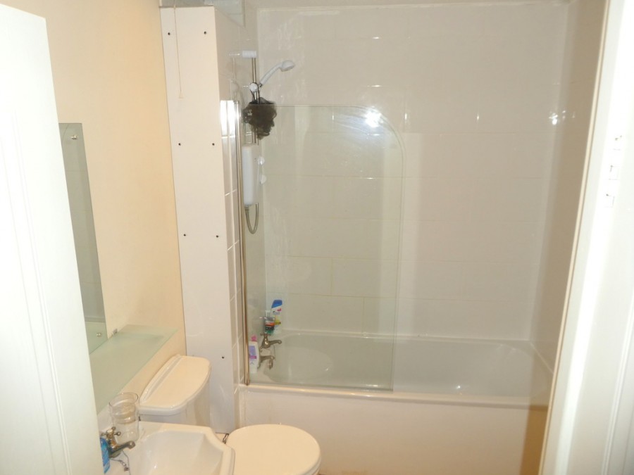 Images for 353F Stretford Road EAID:b3a365785e0c608c1a78df24ce0289fd BID:1