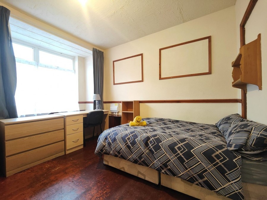 Images for Whitby Road, Manchester EAID:b3a365785e0c608c1a78df24ce0289fd BID:1
