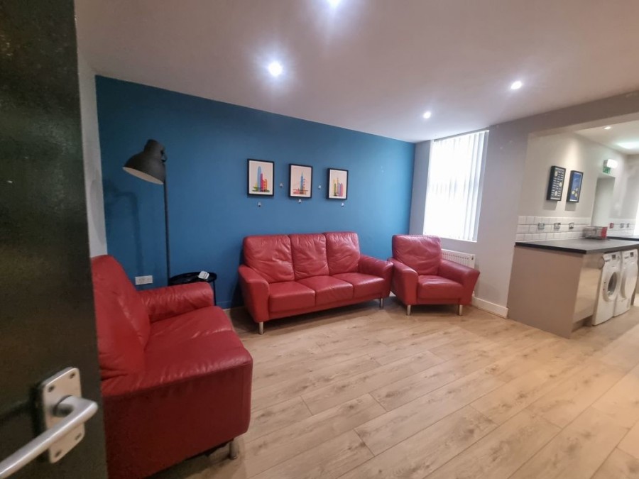 Images for 78 Romer Road EAID:b3a365785e0c608c1a78df24ce0289fd BID:1