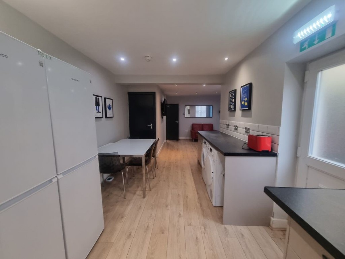 Images for 78 Romer Road EAID:b3a365785e0c608c1a78df24ce0289fd BID:1