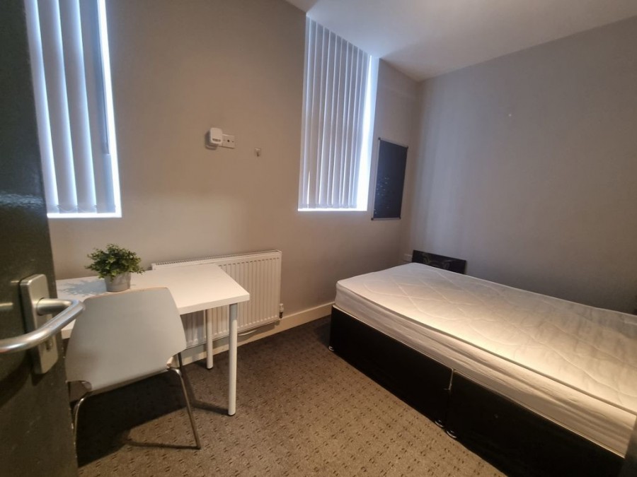 Images for 78 Romer Road EAID:b3a365785e0c608c1a78df24ce0289fd BID:1