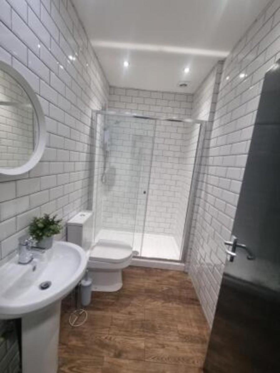 Images for 78 Romer Road EAID:b3a365785e0c608c1a78df24ce0289fd BID:1