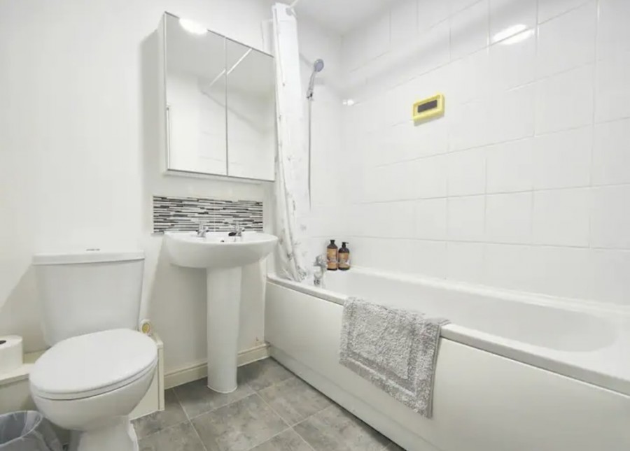 Images for 14 Bushmoor Walk EAID:b3a365785e0c608c1a78df24ce0289fd BID:1
