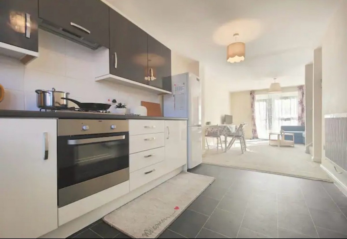 Images for 14 Bushmoor Walk EAID:b3a365785e0c608c1a78df24ce0289fd BID:1