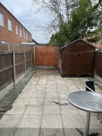 Images for 106 Stockport Road
