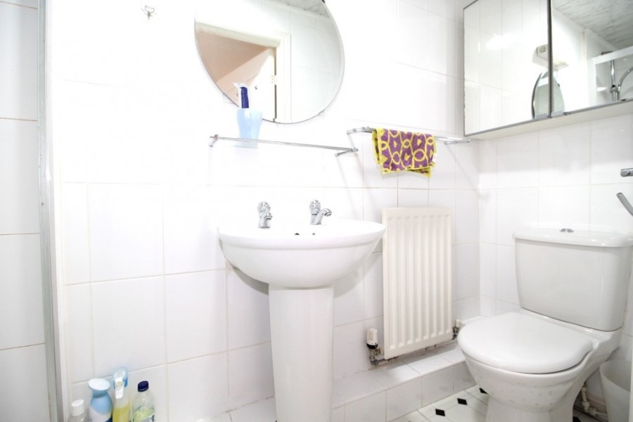 Images for Stockport Road, Grove Village EAID:b3a365785e0c608c1a78df24ce0289fd BID:1