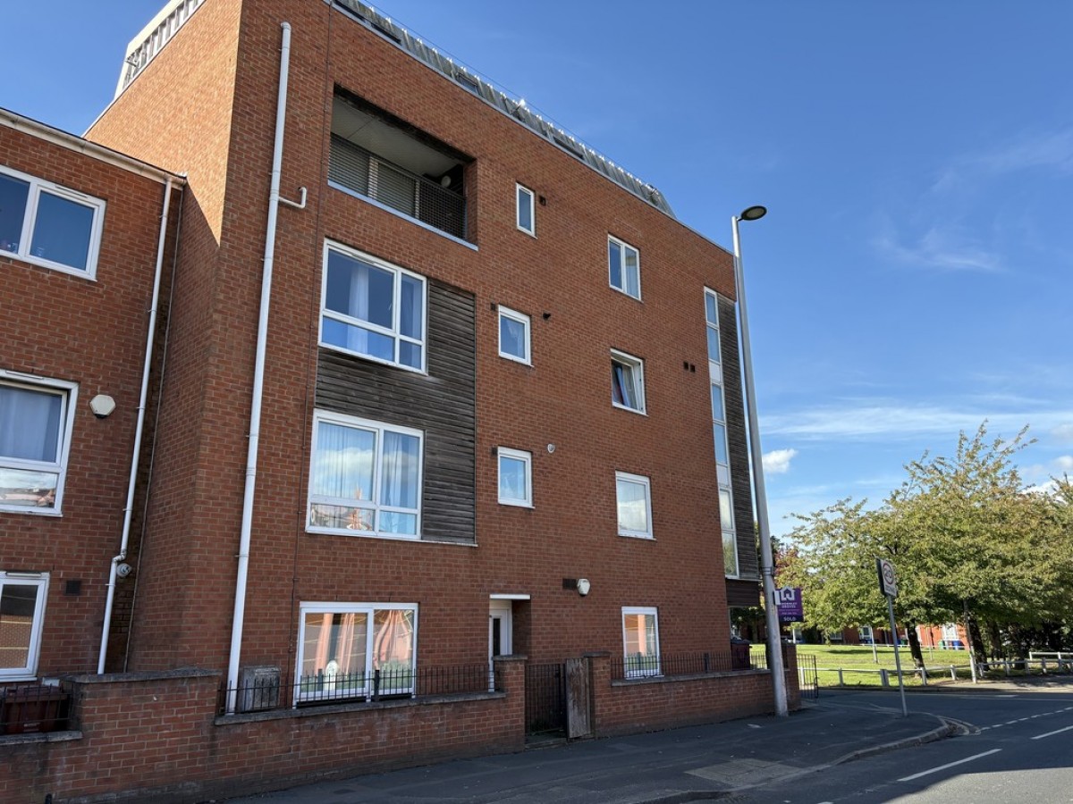 Images for Stockport Road, Grove Village, Manchester EAID:b3a365785e0c608c1a78df24ce0289fd BID:1