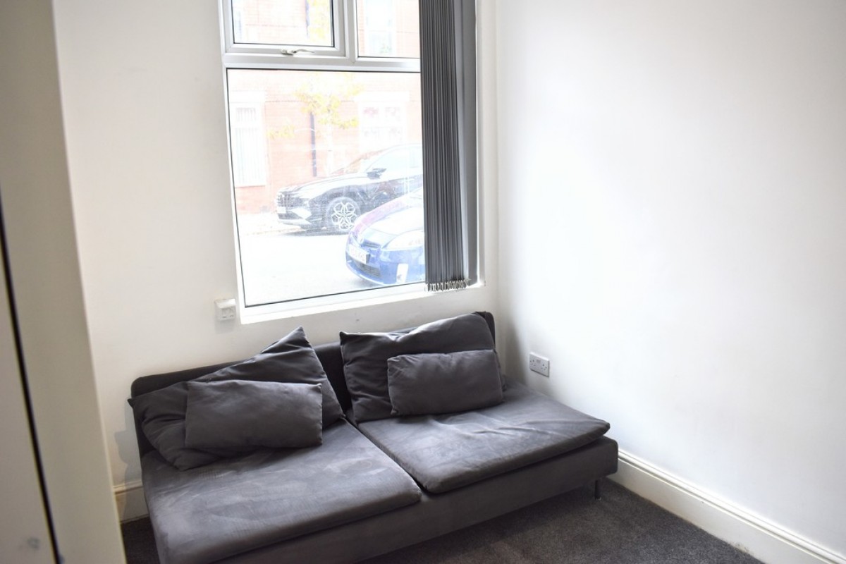 Images for Carlton Avenue, Rusholme, Manchester EAID:b3a365785e0c608c1a78df24ce0289fd BID:1
