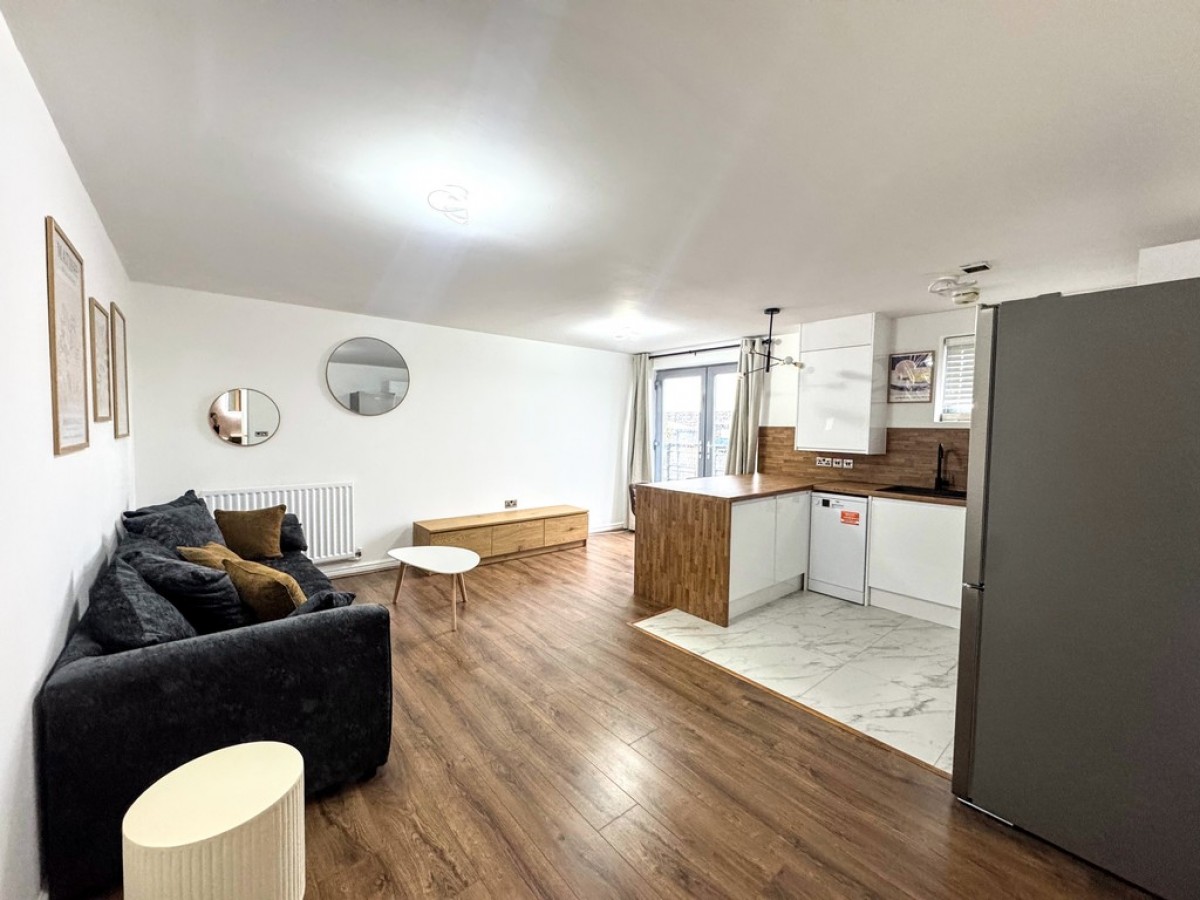 Images for Falconwood Way, Manchester EAID:b3a365785e0c608c1a78df24ce0289fd BID:1