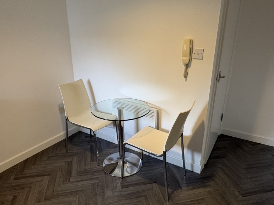 Images for Burton Road, Manchester EAID:b3a365785e0c608c1a78df24ce0289fd BID:1