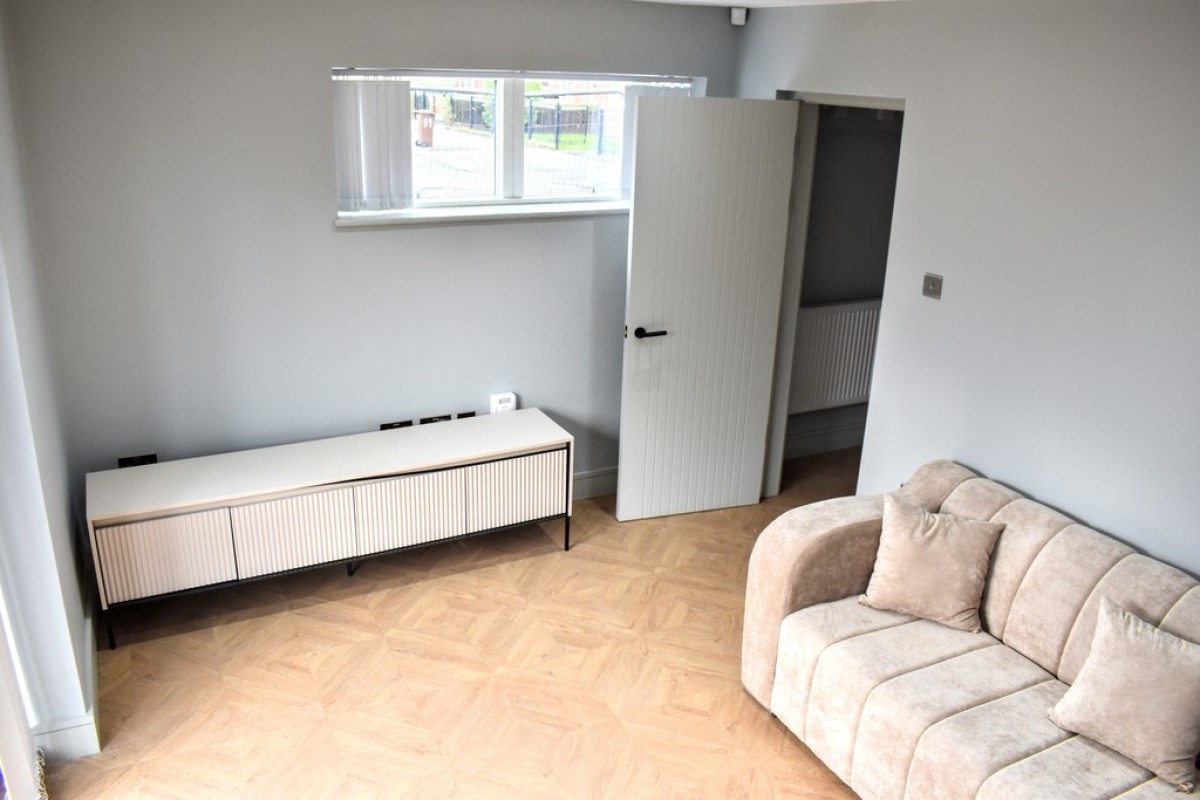 Images for Elsdon Road, Manchester EAID:b3a365785e0c608c1a78df24ce0289fd BID:1