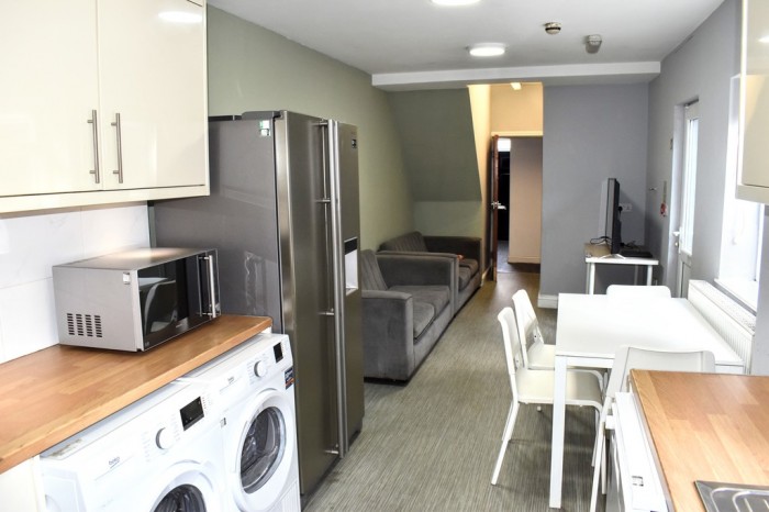 View Full Details for Moseley Road, Fallowfield, Manchester - EAID:b3a365785e0c608c1a78df24ce0289fd, BID:1