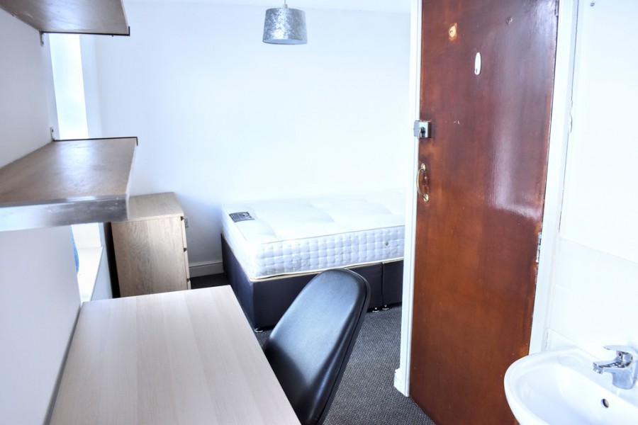 Images for Moseley Road, Fallowfield, Manchester EAID:b3a365785e0c608c1a78df24ce0289fd BID:1