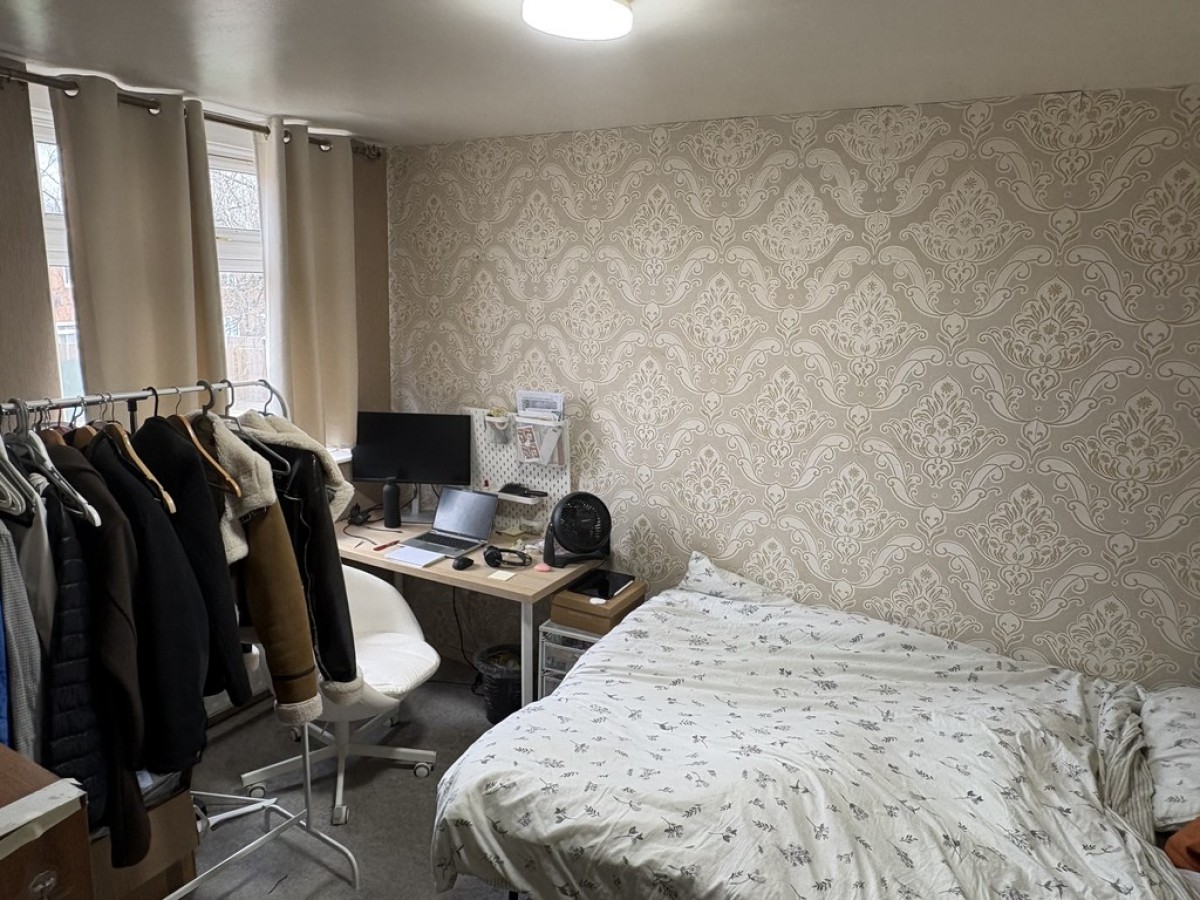 Images for Davies Square, Manchester EAID:b3a365785e0c608c1a78df24ce0289fd BID:1