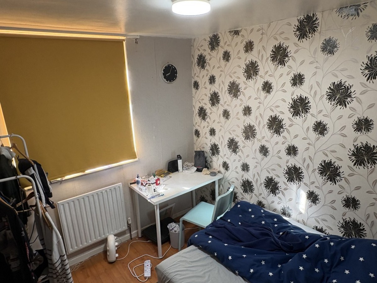 Images for Davies Square, Manchester EAID:b3a365785e0c608c1a78df24ce0289fd BID:1