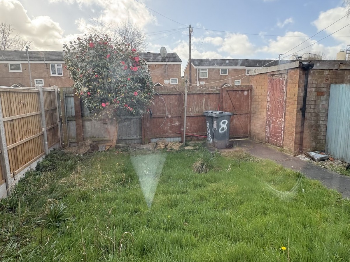 Images for Davies Square, Manchester EAID:b3a365785e0c608c1a78df24ce0289fd BID:1