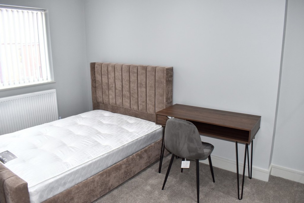 Images for Meldon Road, Manchester EAID:b3a365785e0c608c1a78df24ce0289fd BID:1