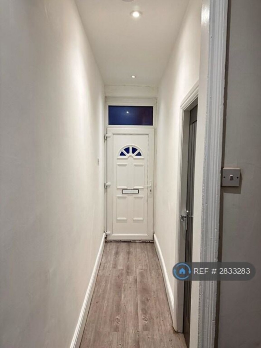 Images for Fallowfield, Manchester EAID:b3a365785e0c608c1a78df24ce0289fd BID:1