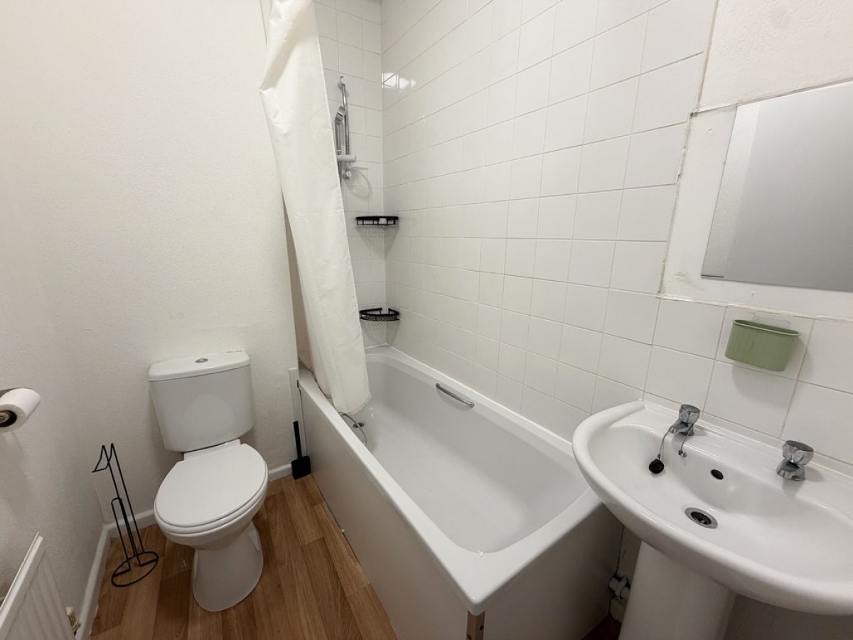 Images for Stockport Road, Levenshulme, Manchester EAID:b3a365785e0c608c1a78df24ce0289fd BID:1