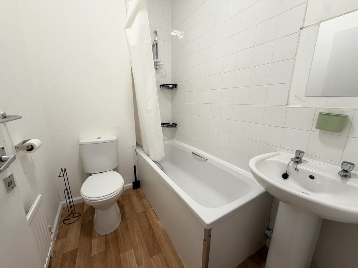 Images for Stockport Road, Levenshulme, Manchester EAID:b3a365785e0c608c1a78df24ce0289fd BID:1