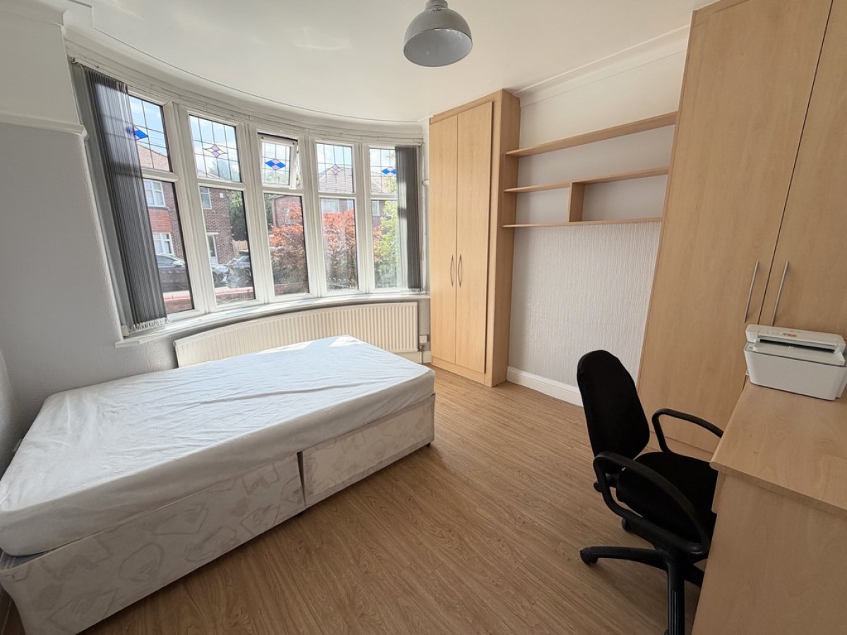 Images for Fallowfield, Manchester EAID:b3a365785e0c608c1a78df24ce0289fd BID:1